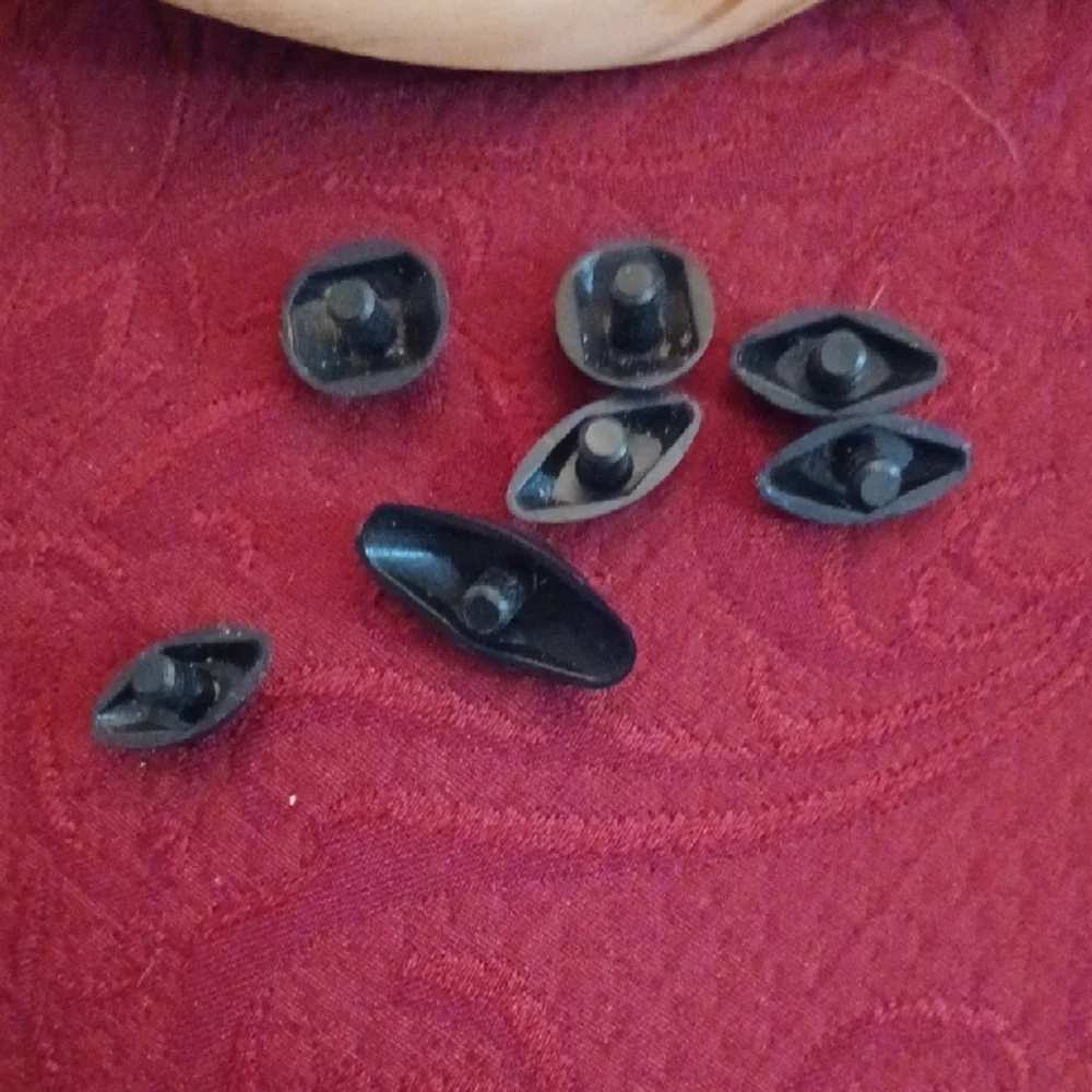 Wooden Shoe Stretchers - Natural Wood Women’s Shoe Care - Picture 5 of 6